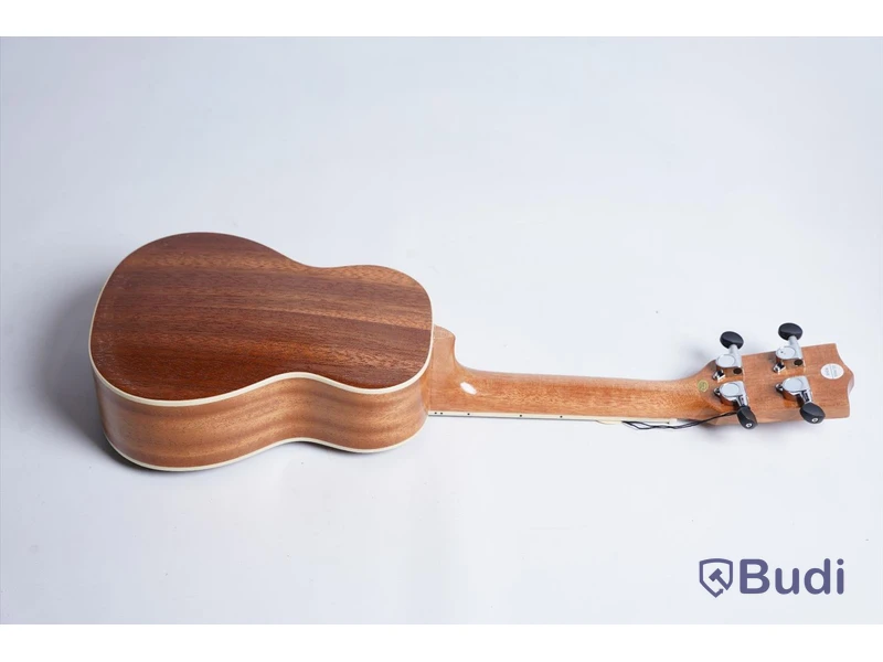 Ukulele - Kokio, Mahogany Soprano inkl. väska. Ny.