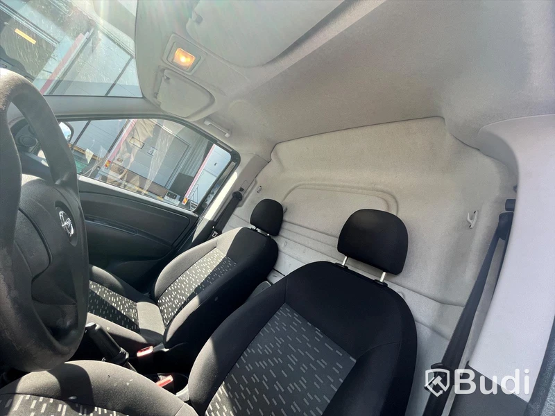 Skåpbil Opel Combo 1.3 CDTI (90hk) - 2014