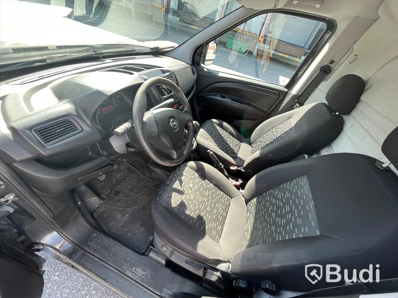 Skåpbil Opel Combo 1.3 CDTI (90hk) - 2014