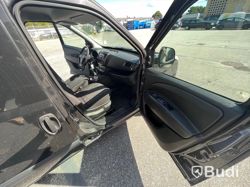 Skåpbil Opel Combo 1.3 CDTI (90hk) - 2014