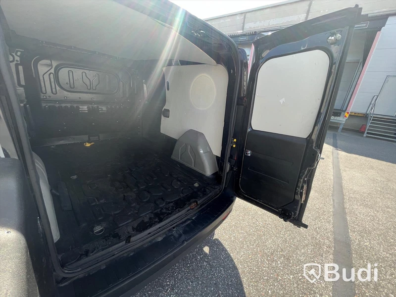 Skåpbil Opel Combo 1.3 CDTI (90hk) - 2014