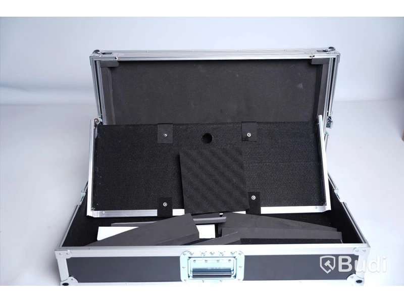 Hardcase, Prodjuser