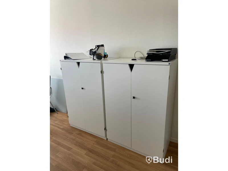 2 st Skåp med lås SA Möbler