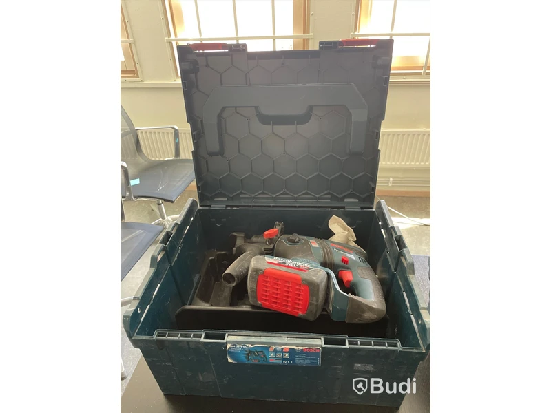 BOSCH Professional Borrhammare GBH 36V-EC ink 2 st Batteri och laddare