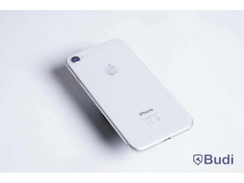 iPhone 8 - 64 GB, 83 procent batterihälsa.