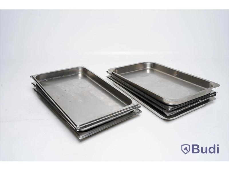 Diverse bleck - Längd 49 cm, Bredd 30 cm, Djup 4 cm.
