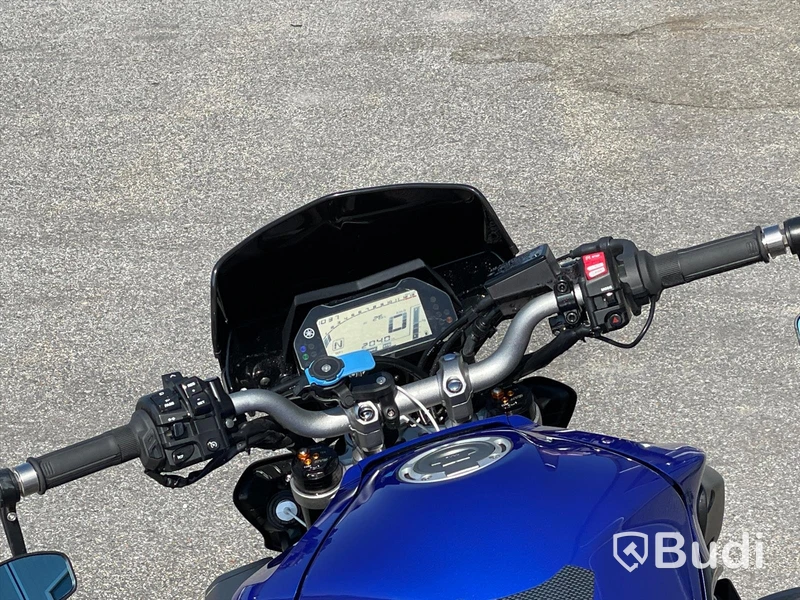 Motorcykel Yamaha MT-10 2016 Crossplanemotor 160hk