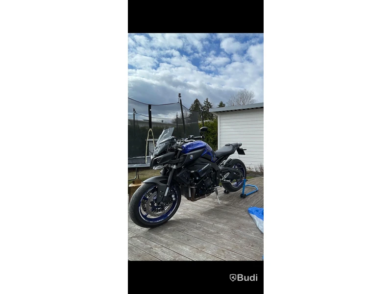 Motorcykel Yamaha MT-10 2016 Crossplanemotor 160hk