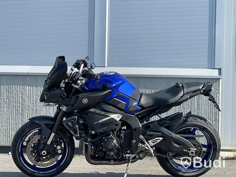 Motorcykel Yamaha MT-10 2016 Crossplanemotor 160hk
