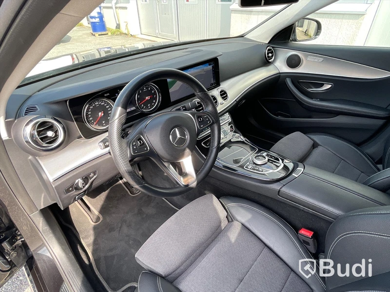 Personbil Mercedes-Benz E200 4MATIC Bensin Kombi