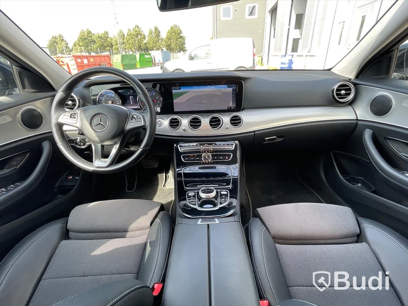 Personbil Mercedes-Benz E200 4MATIC Bensin Kombi