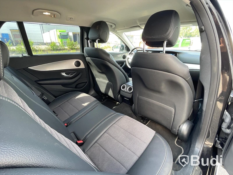 Personbil Mercedes-Benz E200 4MATIC Bensin Kombi