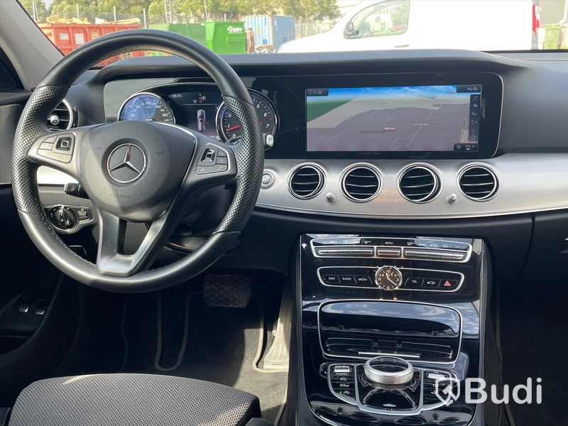 Personbil Mercedes-Benz E200 4MATIC Bensin Kombi