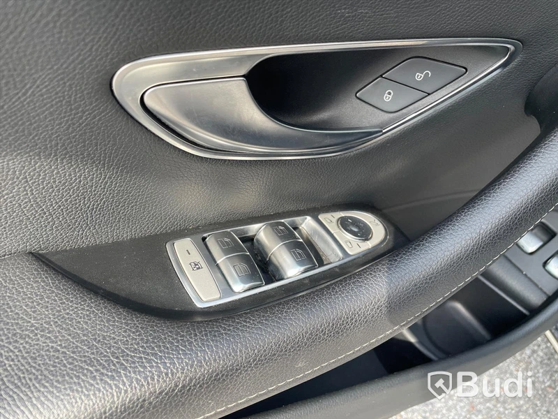 Personbil Mercedes-Benz E200 4MATIC Bensin Kombi