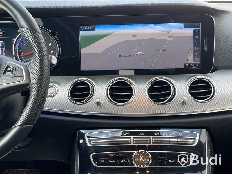 Personbil Mercedes-Benz E200 4MATIC Bensin Kombi