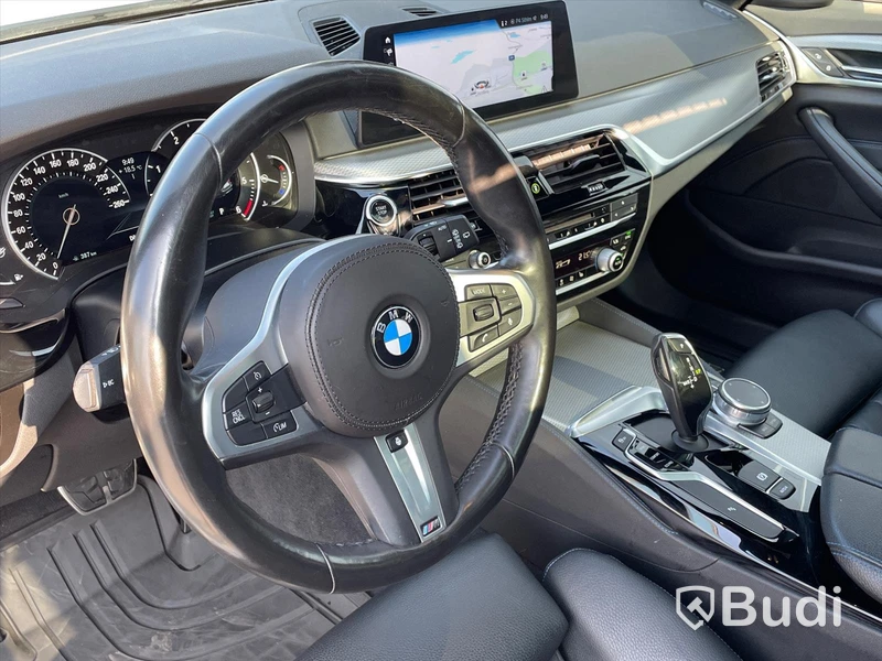 Personbil BMW 520d Xdrive Touring  | M-Sport | 6550mil | Panorama