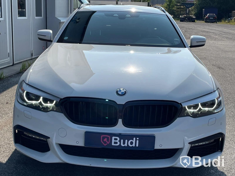 Personbil BMW 520d Xdrive Touring  | M-Sport | 6550mil | Panorama