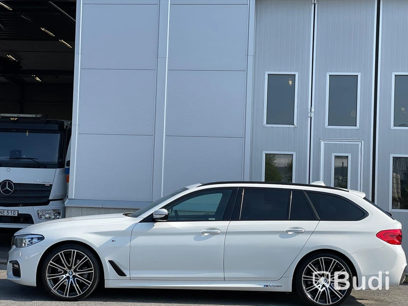 Personbil BMW 520d Xdrive Touring  | M-Sport | 6550mil | Panorama