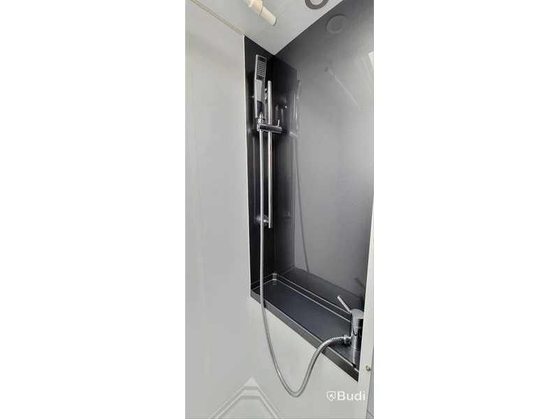 Husbil Adria 600 DT - 2020
