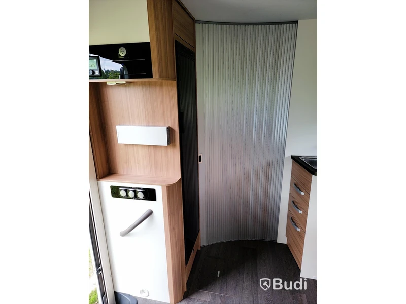 Husbil Adria 600 DT - 2020