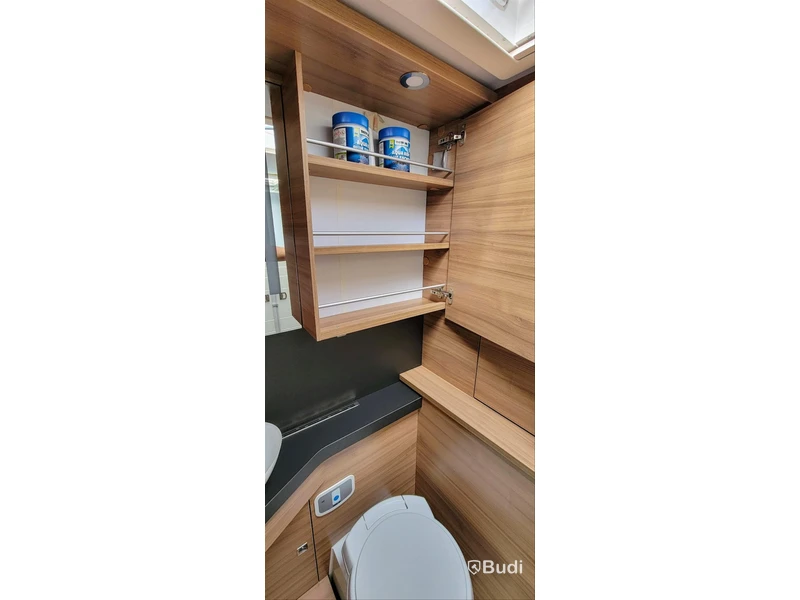 Husbil Adria 600 DT - 2020