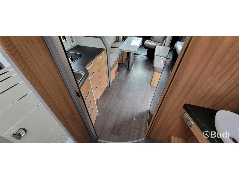 Husbil Adria 600 DT - 2020