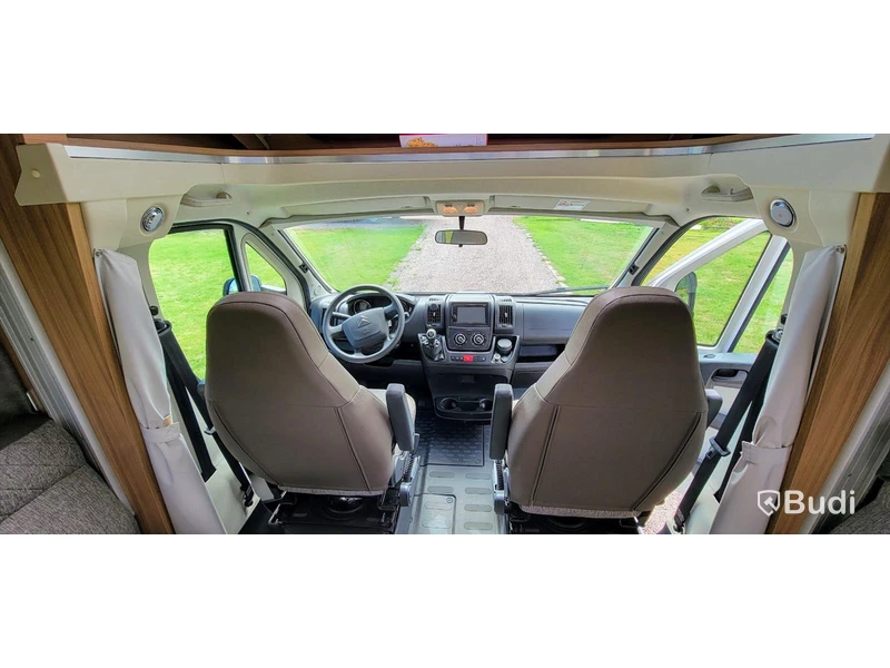 Husbil Adria 600 DT - 2020