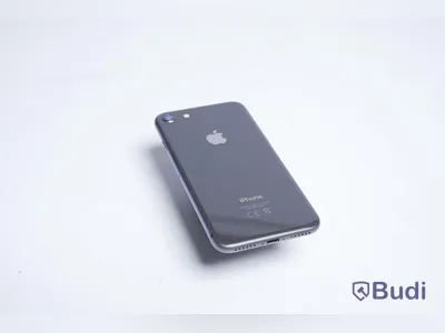 iPhone 8 - 64 GB, 95 procent batterihälsa, Apple.