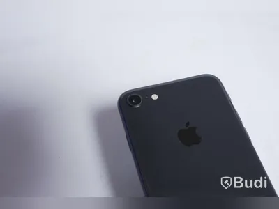 iPhone 8 - 64 GB, 90 procent batterihälsa, Apple.