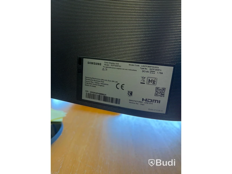 2 st Datorskärmar Samsung LS27F350FHUXEN samt S27C350H