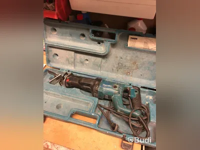 Makita JR3050T Tigersåg sladd och förvaringslåda