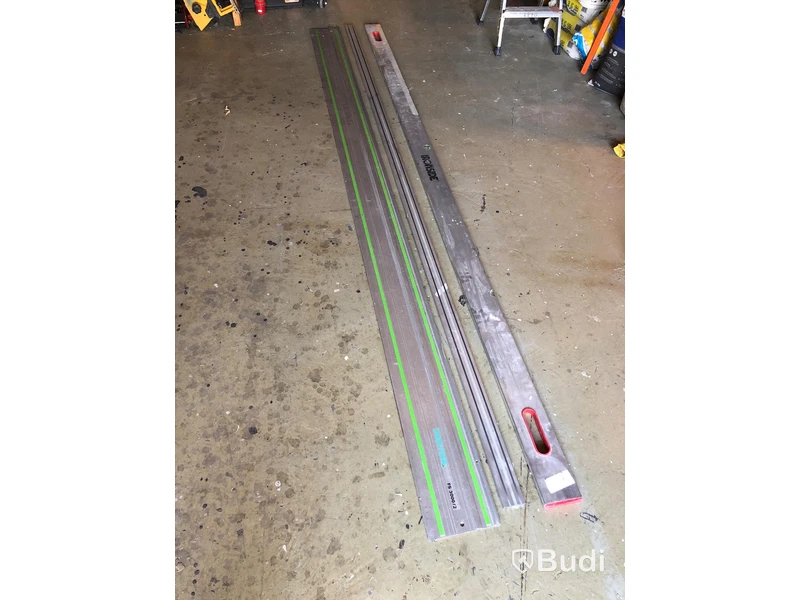Festool Styrskena FS 3000/2 och sammanhörande vattenpass 3meter