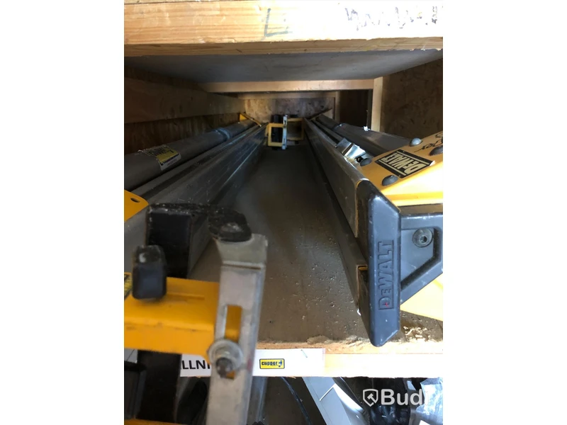 2st DeWalt universalstativ för panelsågar