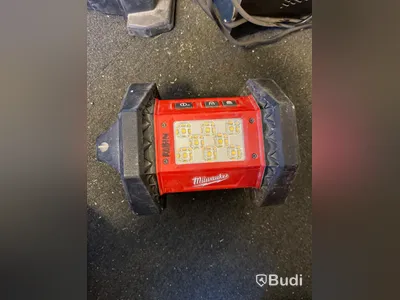 Radio Milwaukee M18 AL