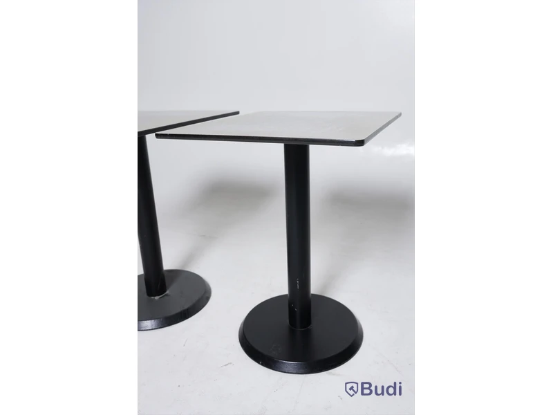 Kafebord 2 st med slipad toppskiva.