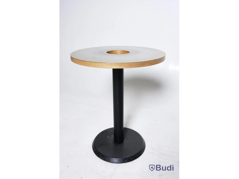 Runt kafebord/soffbord.