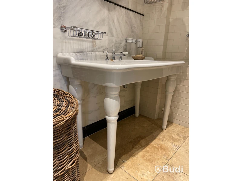 Badrumsmöbel Versaille Large Console, nypris: 25812 SEK