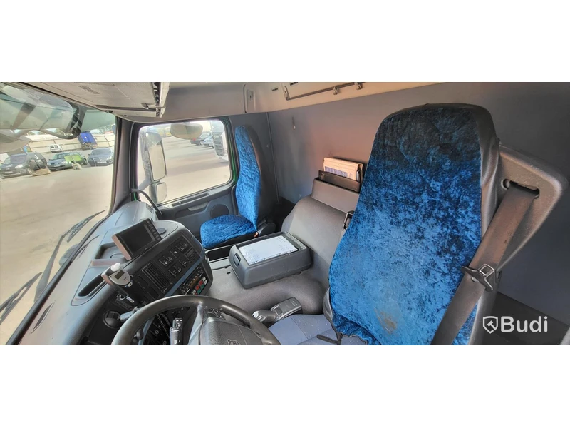 Lastbil Volvo Fm9 6x2 | 2006 | Slamsugare med spolutrustning | Torrsug - EXPORT