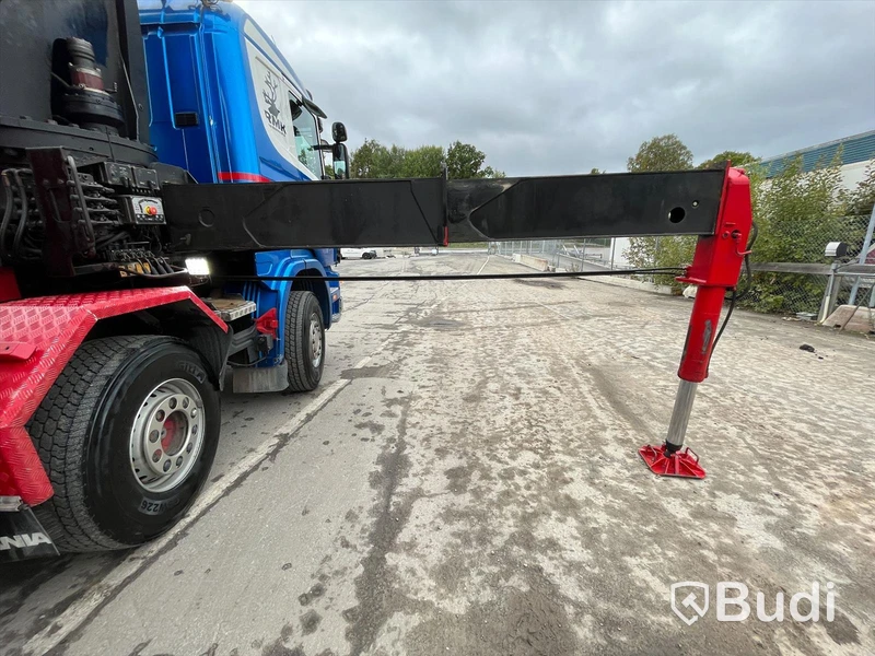 Lastbil Scania R124 8x2 Kranflak | Bodbil Hiab 700 E-6 med Jibb