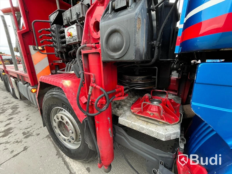 Lastbil Scania R124 8x2 Kranflak | Bodbil Hiab 700 E-6 med Jibb