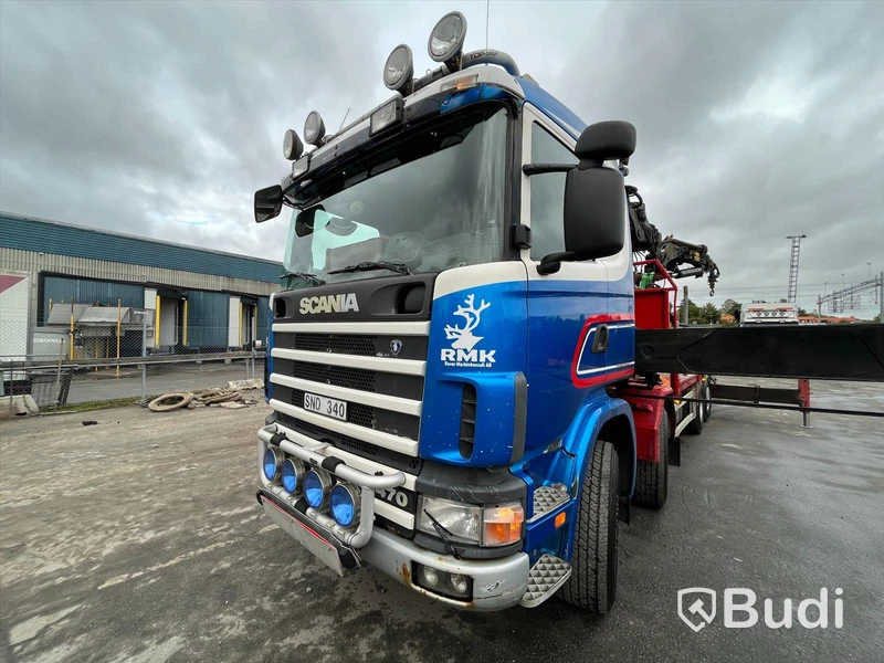Lastbil Scania R124 8x2 Kranflak | Bodbil Hiab 700 E-6 med Jibb