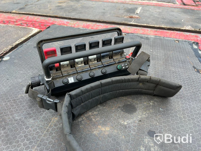 Lastbil Scania R124 8x2 Kranflak | Bodbil Hiab 700 E-6 med Jibb