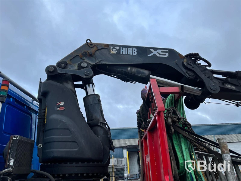 Lastbil Scania R124 8x2 Kranflak | Bodbil Hiab 700 E-6 med Jibb
