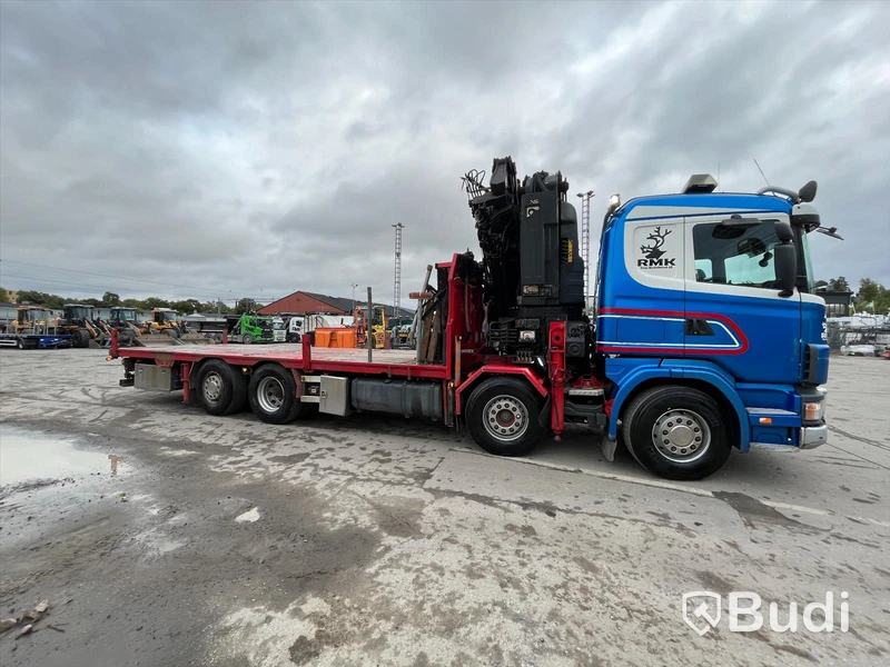 Lastbil Scania R124 8x2 Kranflak | Bodbil Hiab 700 E-6 med Jibb