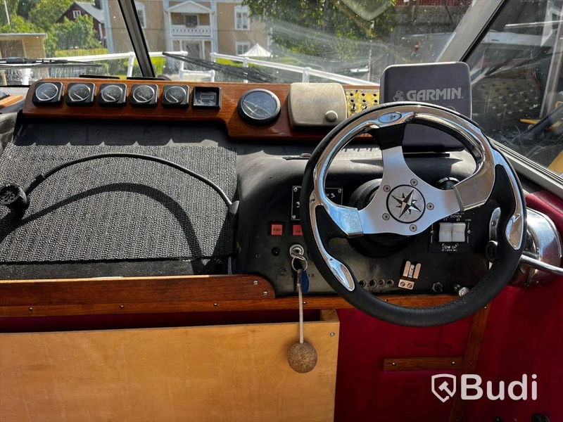 Motorbåt Croupier 24