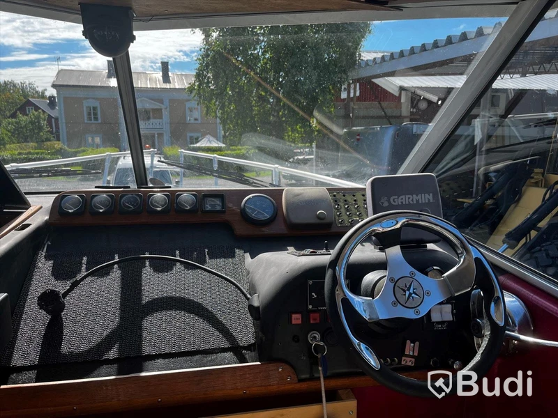 Motorbåt Croupier 24