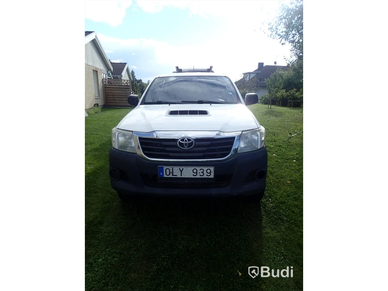 Toyota Hilux PickUp med kåpa | 4x4 | 2012