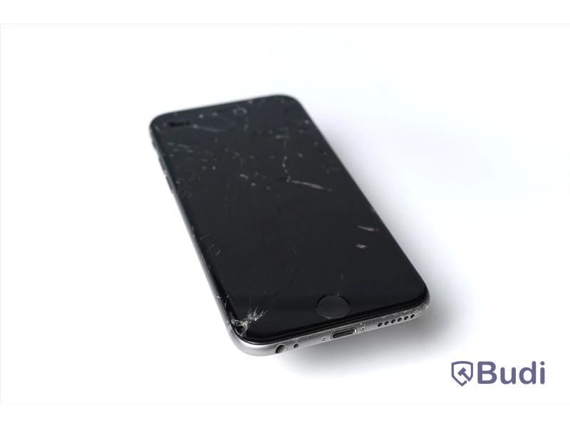 iPhone 6, 16 GB utan tillbehör, sprucken skärm.