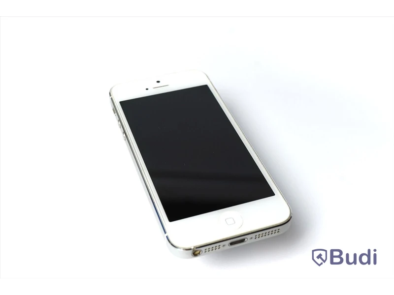 iPhone 5, 16 GB utan tillbehör.