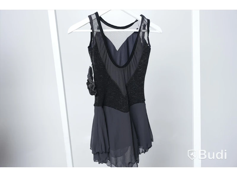 Konståkningsdräkt - Elite Xpression Black Swan (Storlek S). Nypris ca 1500kr